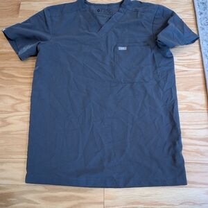 Figs Men's V-Neck Short Sleeve Tee in Charcoal